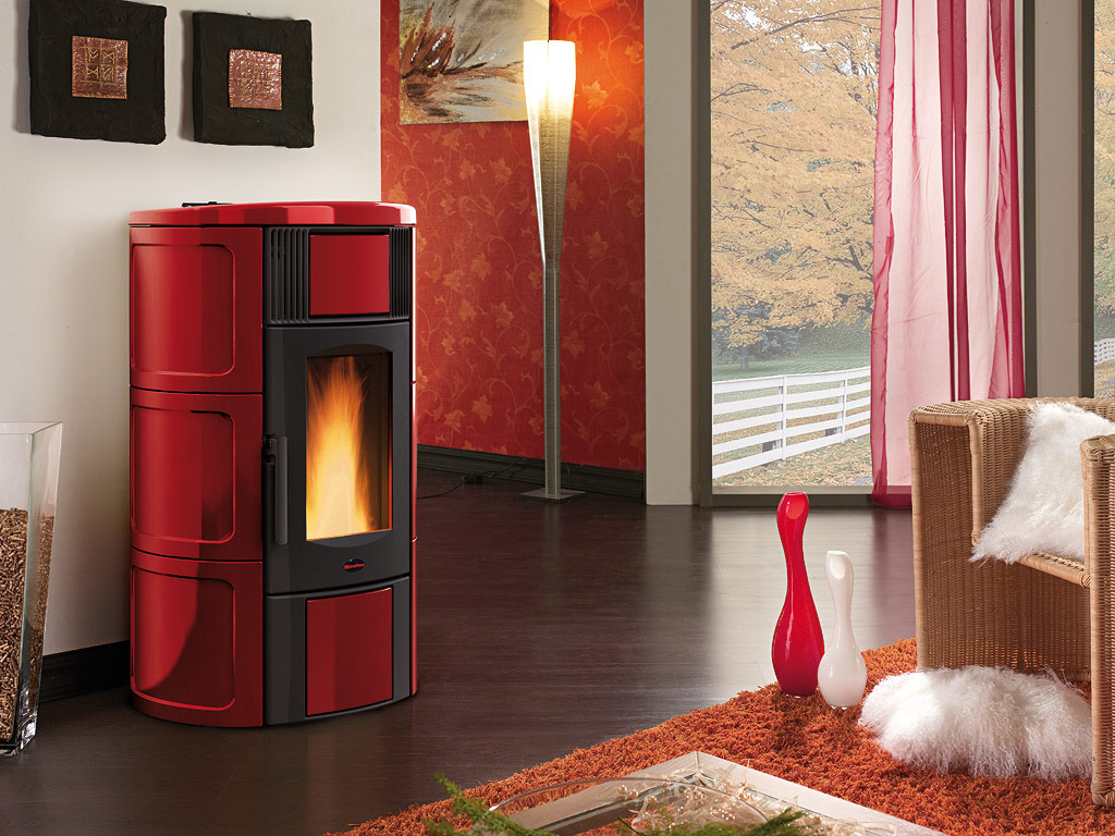 Peletová kamna s výměníkem ISIDE Idro 2,0 Extraflame 4 -15,5 kW H2O